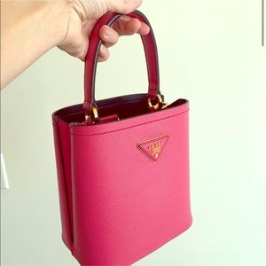 Prada Panier
